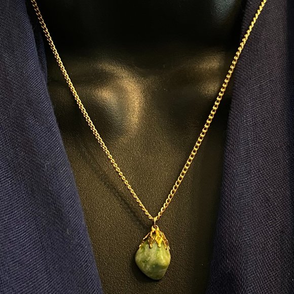 988. 18k Gold Non-tarnish Natural Stone Necklace - Green